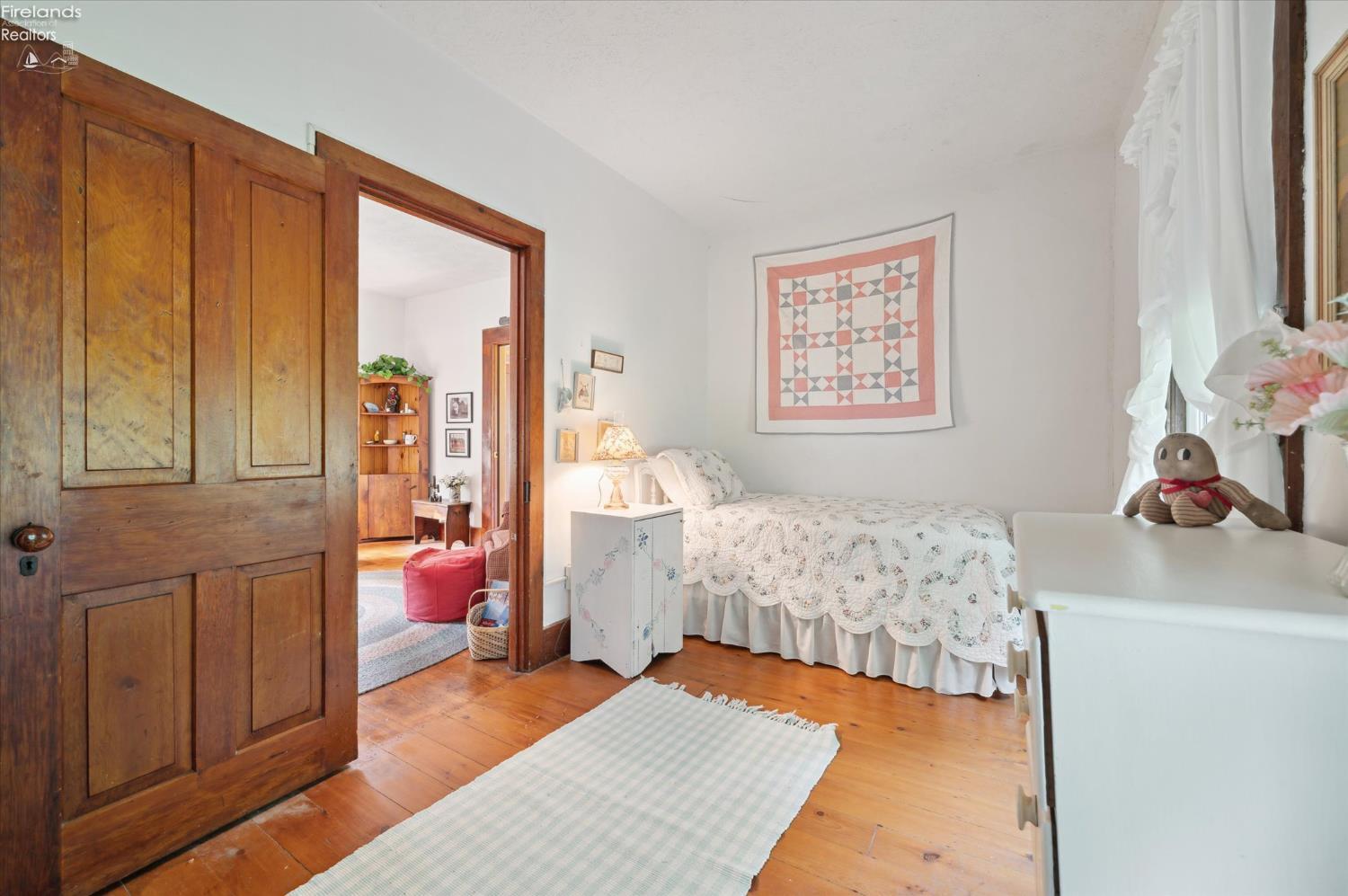 Put-In-Bay, Ohio, 43456, United States, 4 Bedrooms Bedrooms, ,2 BathroomsBathrooms,Residential,For Sale,1983936