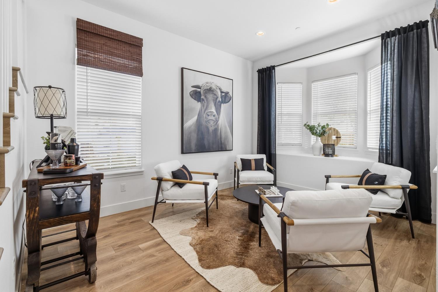 Sacramento, California, 95818, United States, 3 Bedrooms Bedrooms, ,3 BathroomsBathrooms,Residential,For Sale,1993091