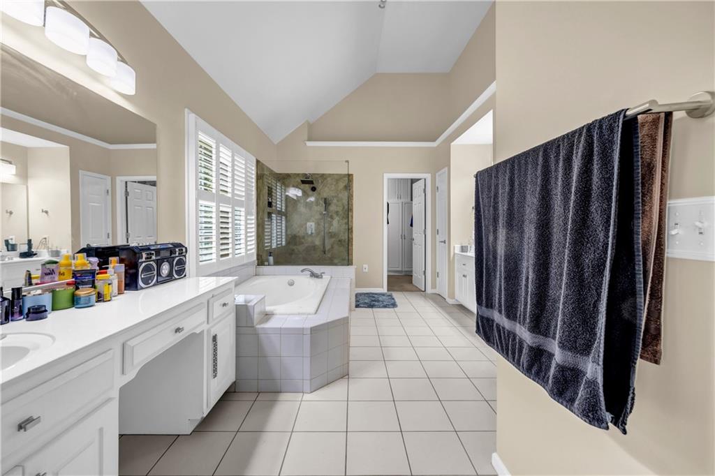 Stockbridge, Georgia, 30281, United States, 5 Bedrooms Bedrooms, ,5 BathroomsBathrooms,Residential,For Sale,1939473