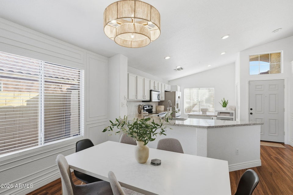 Chandler, Arizona, 85286, United States, 4 Bedrooms Bedrooms, ,2 BathroomsBathrooms,Residential,For Sale,2013567