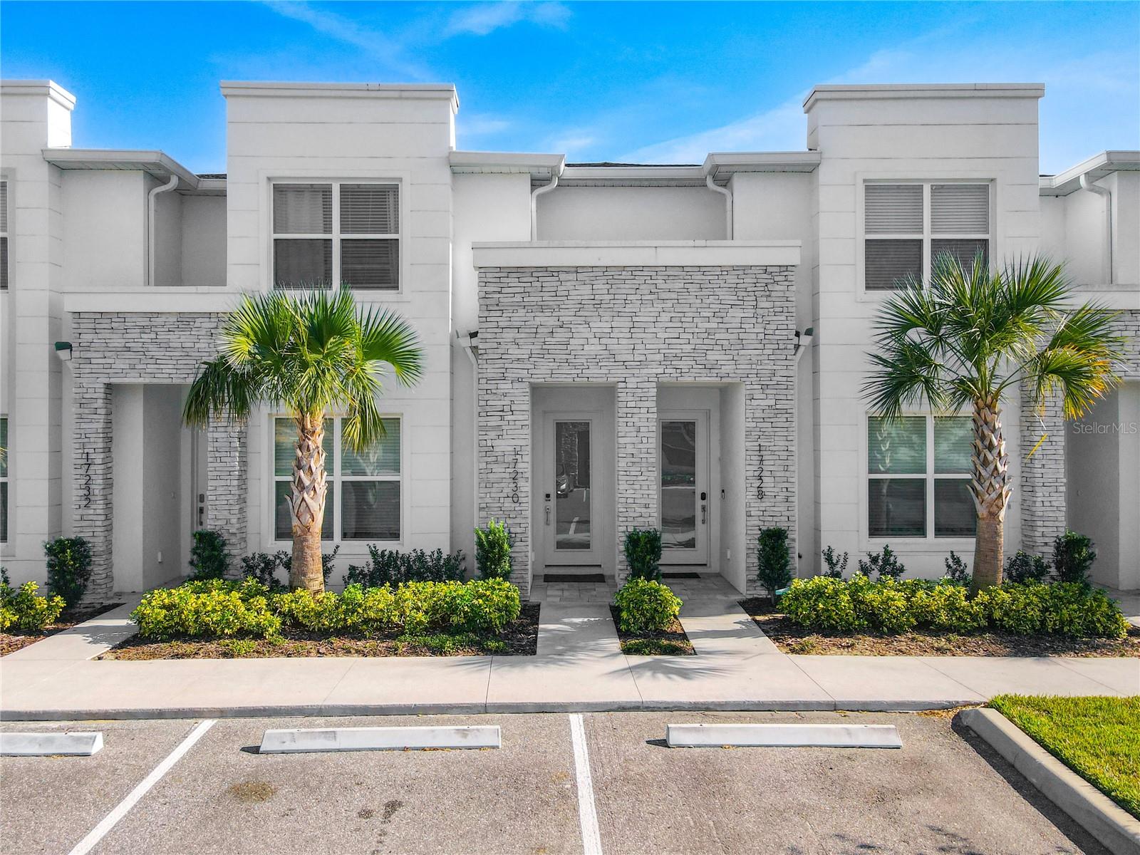 CLERMONT, Florida, 34714, United States, 3 Bedrooms Bedrooms, ,3 BathroomsBathrooms,Residential,For Sale,1981971