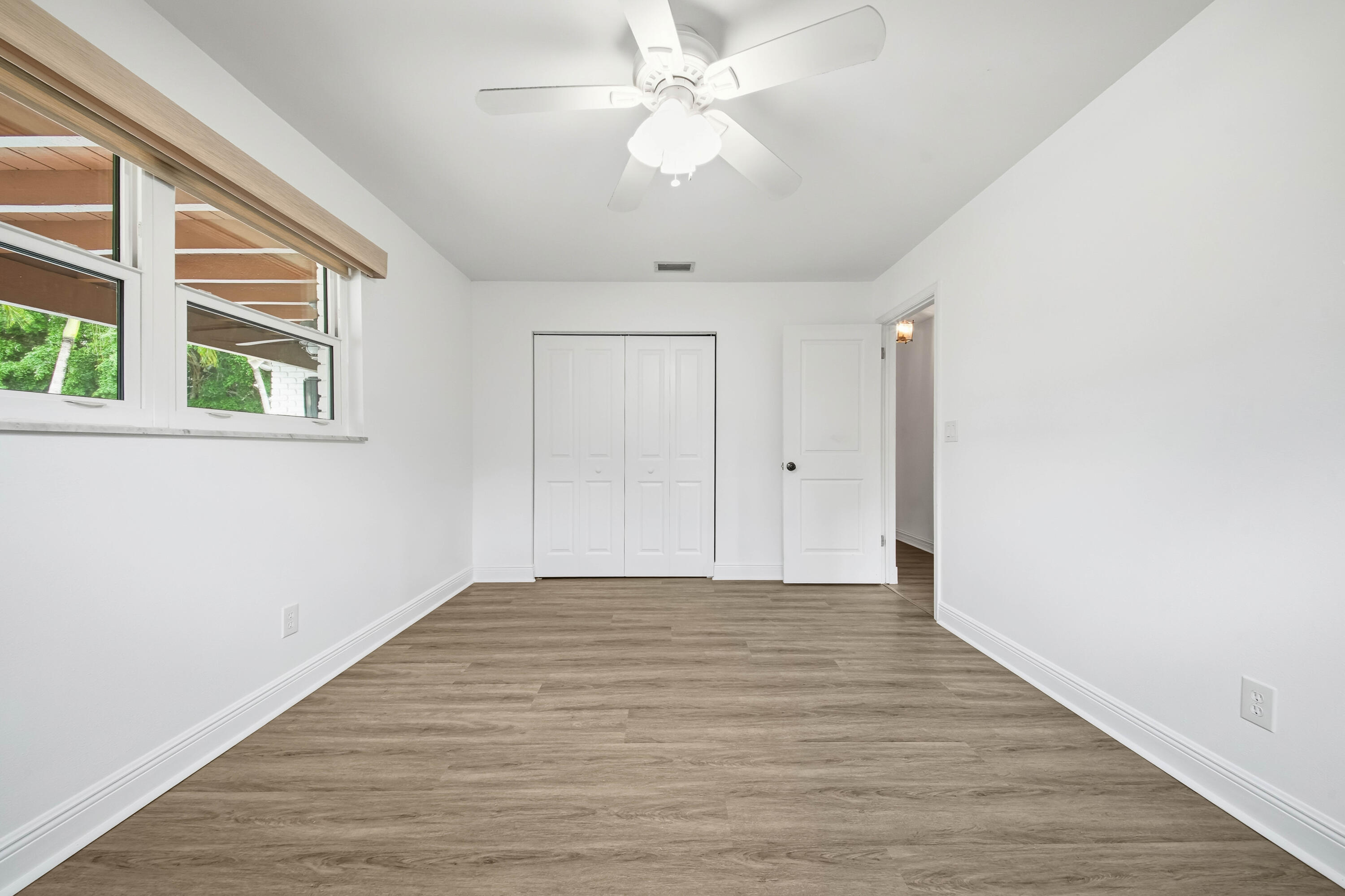 Royal Palm Beach, Florida, 33411, United States, 3 Bedrooms Bedrooms, ,3 BathroomsBathrooms,Residential,For Sale,1970121