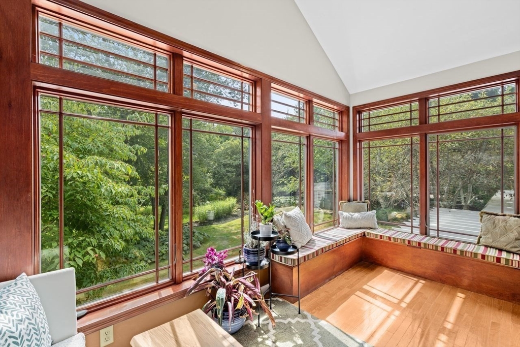 Norwell, Massachusetts, 02061, United States, 4 Bedrooms Bedrooms, ,2 BathroomsBathrooms,Residential,For Sale,1942199