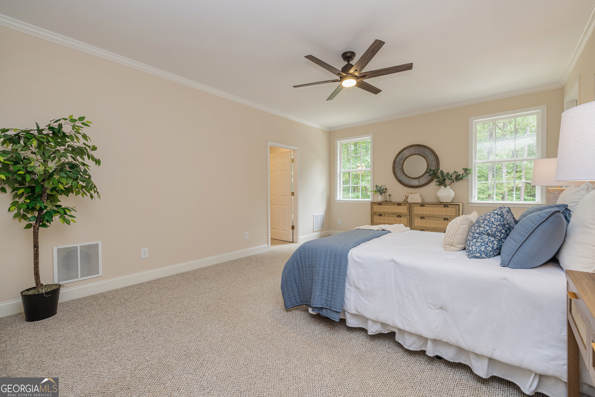 Newnan, Georgia, 30263, United States, 4 Bedrooms Bedrooms, ,5 BathroomsBathrooms,Residential,For Sale,1932602