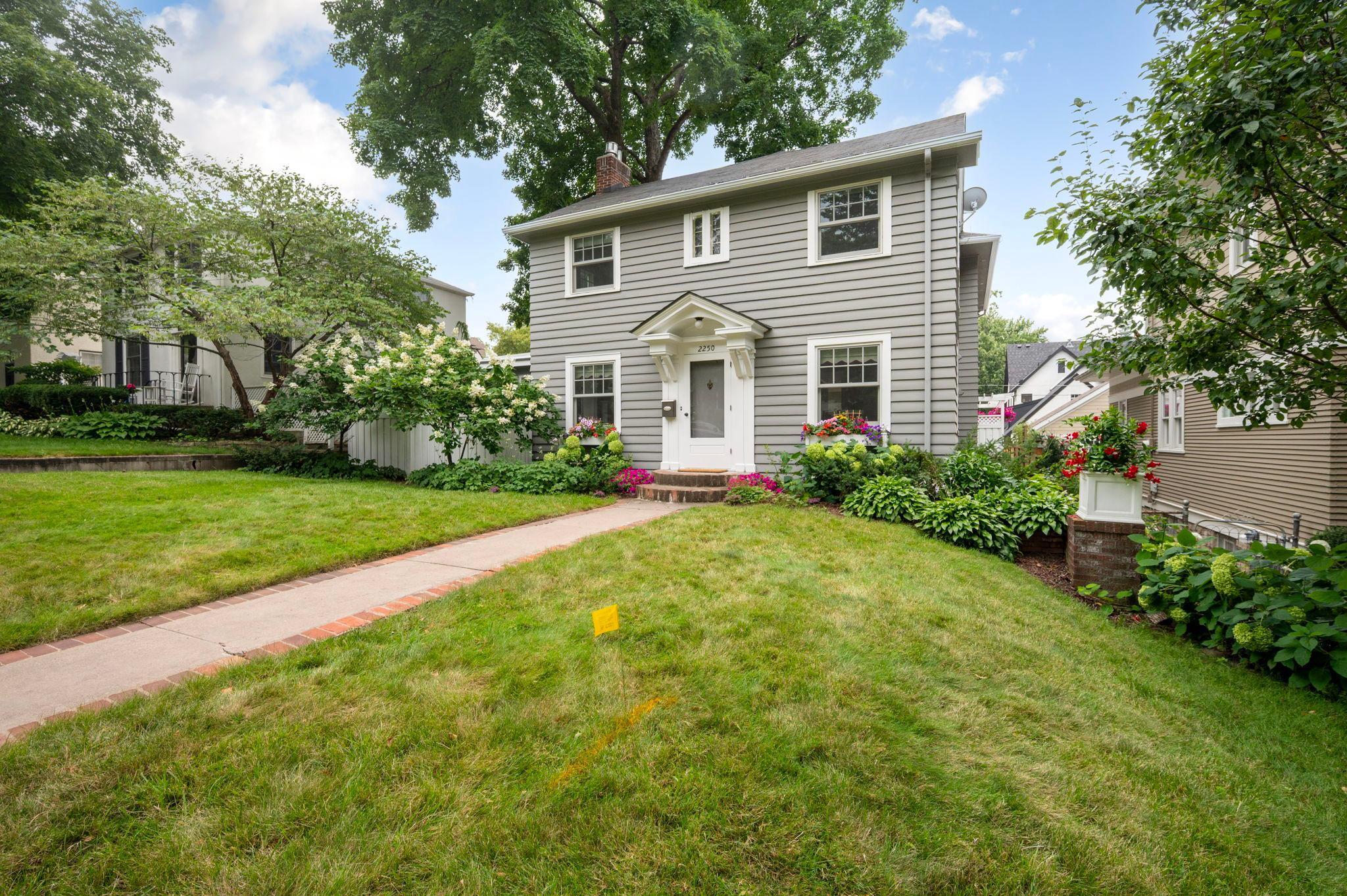 Saint Paul, Minnesota, 55105, United States, 4 Bedrooms Bedrooms, ,2 BathroomsBathrooms,Residential,For Sale,1919554