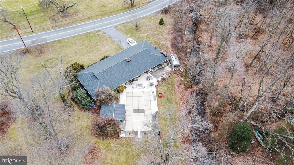Fayetteville, Pennsylvania, 17222, United States, 3 Bedrooms Bedrooms, ,2 BathroomsBathrooms,Residential,For Sale,1928421