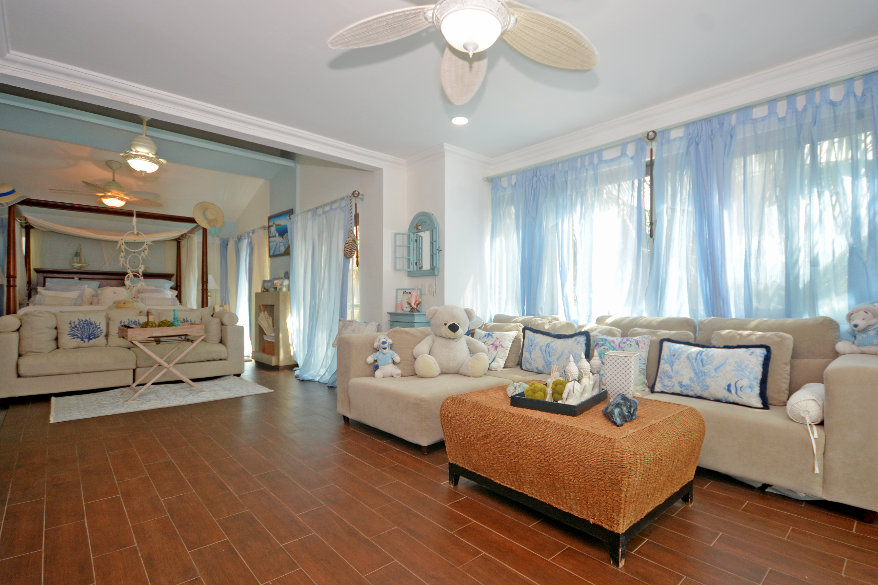  DUPLEX 8 BEDROOM HOME NEAR THE BEACH - 物件實景