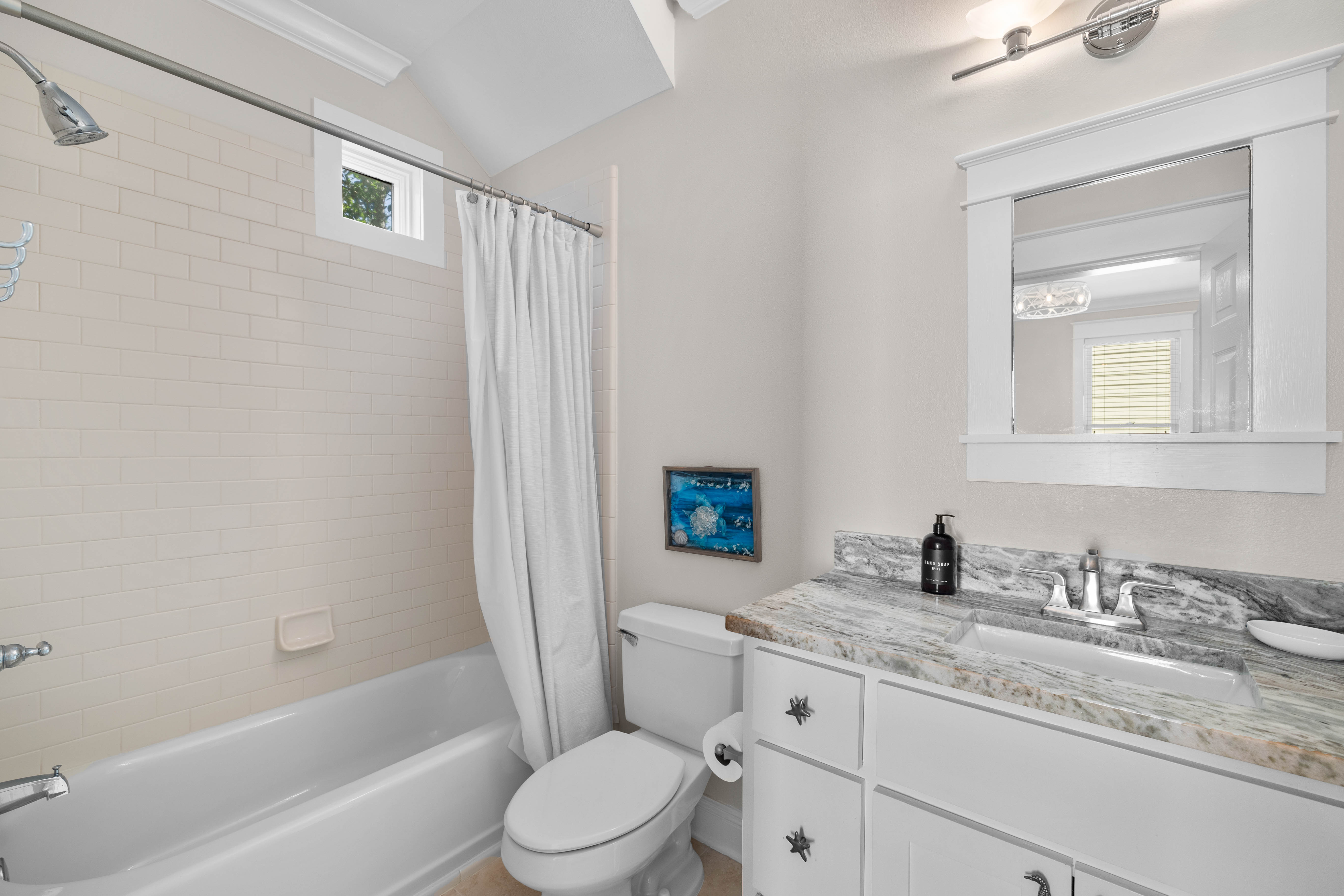  Renovated Florida Cottage With Lookout Tower Just Steps From Beach - 物件實景