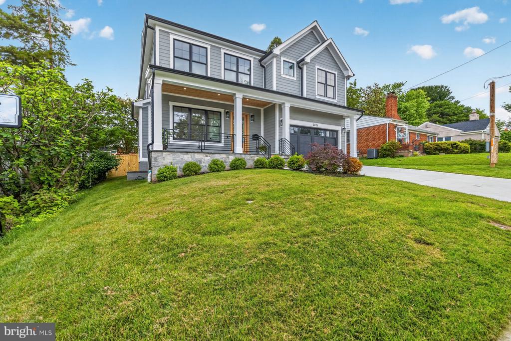 Kensington, Maryland, 20895, United States, 5 Bedrooms Bedrooms, ,5 BathroomsBathrooms,Residential,For Sale,2048532