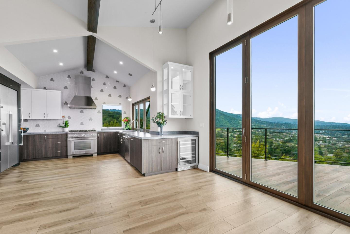 Los Gatos, California, 95030, United States, 5 Bedrooms Bedrooms, ,6 BathroomsBathrooms,Residential,For Sale,1997013