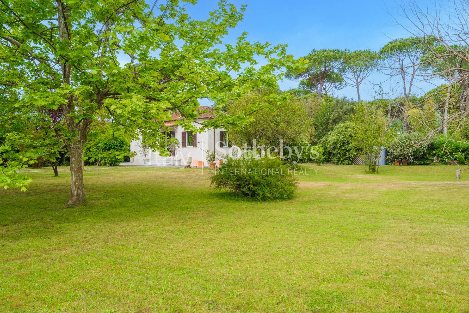  Refined villa with private garden near the sea - 物件實景