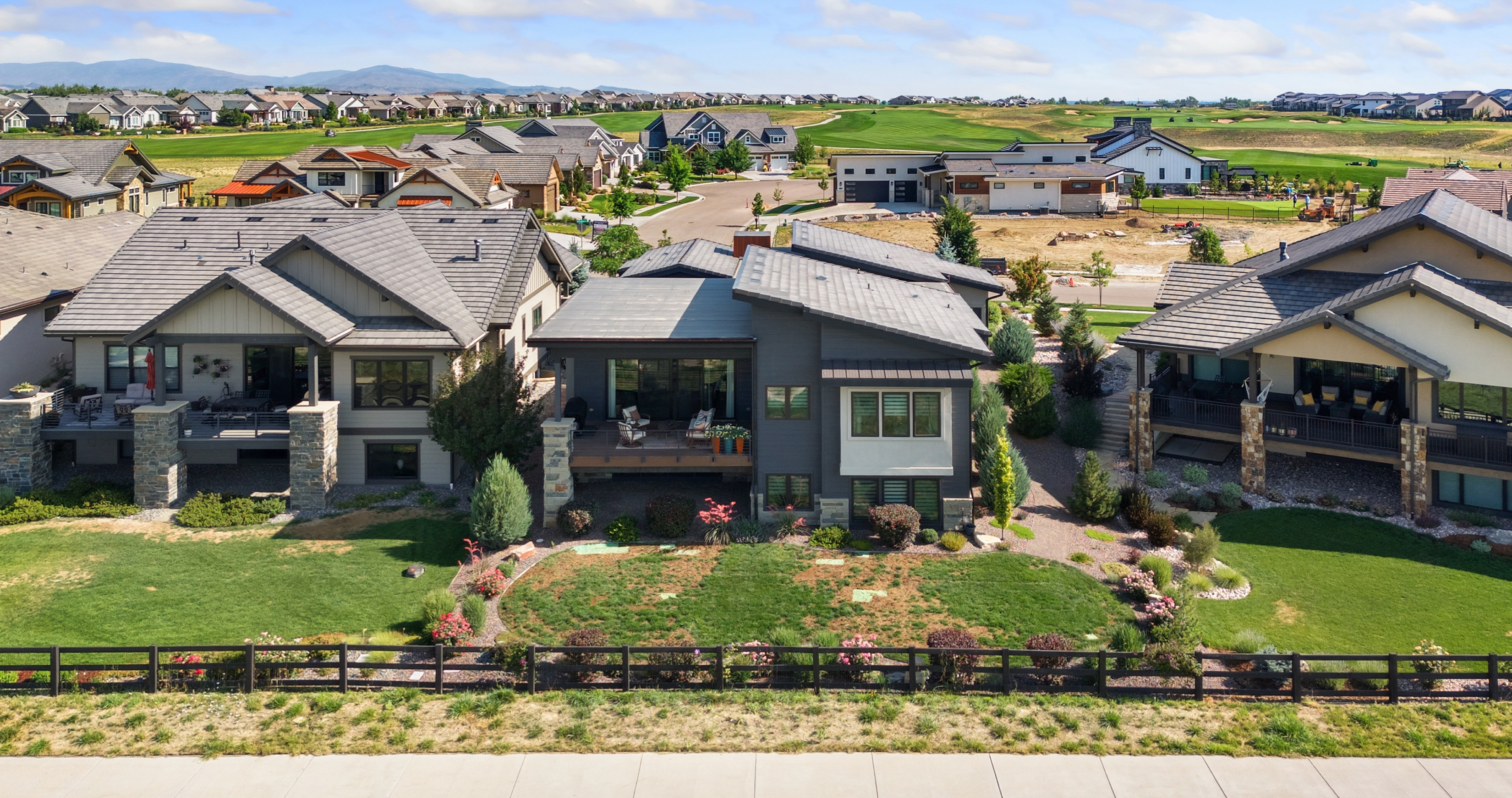  Beautiful Home Backing to McNeil Reservoir Located in TPC Colorado-Heron Lakes - 物件實景