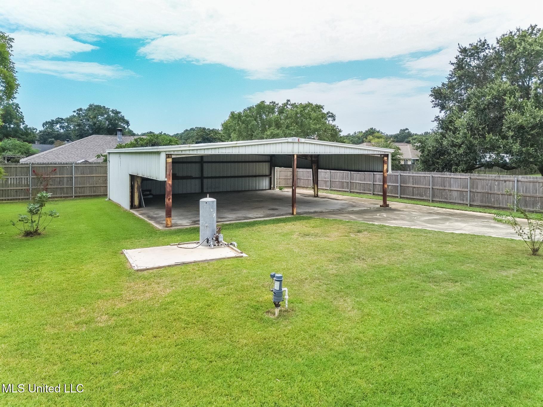 Long Beach, Mississippi, 39560, United States, 5 Bedrooms Bedrooms, ,4 BathroomsBathrooms,Residential,For Sale,1939347