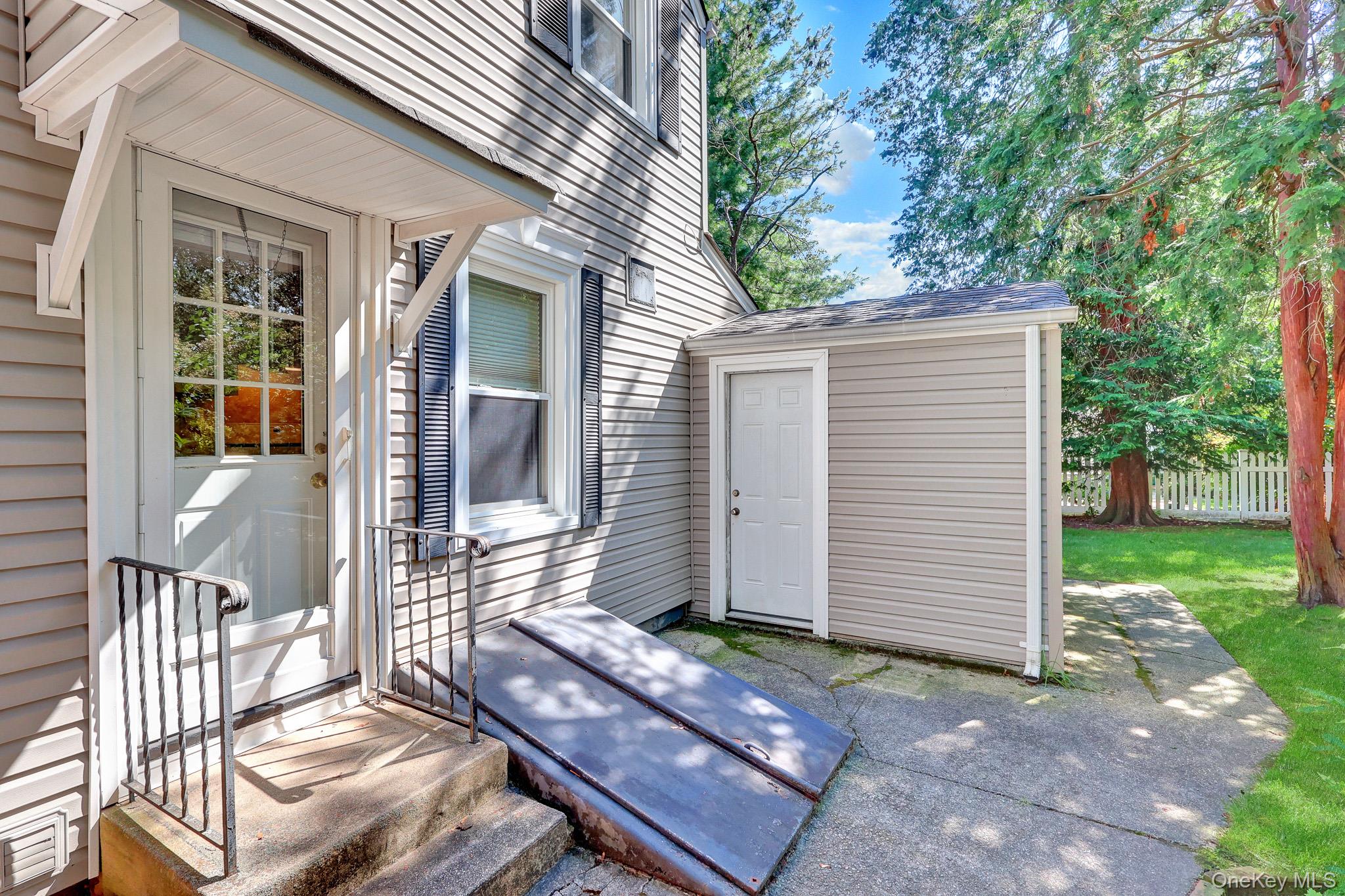  77 Elton Road, Stewart Manor, NY, 11530 - 物件實景