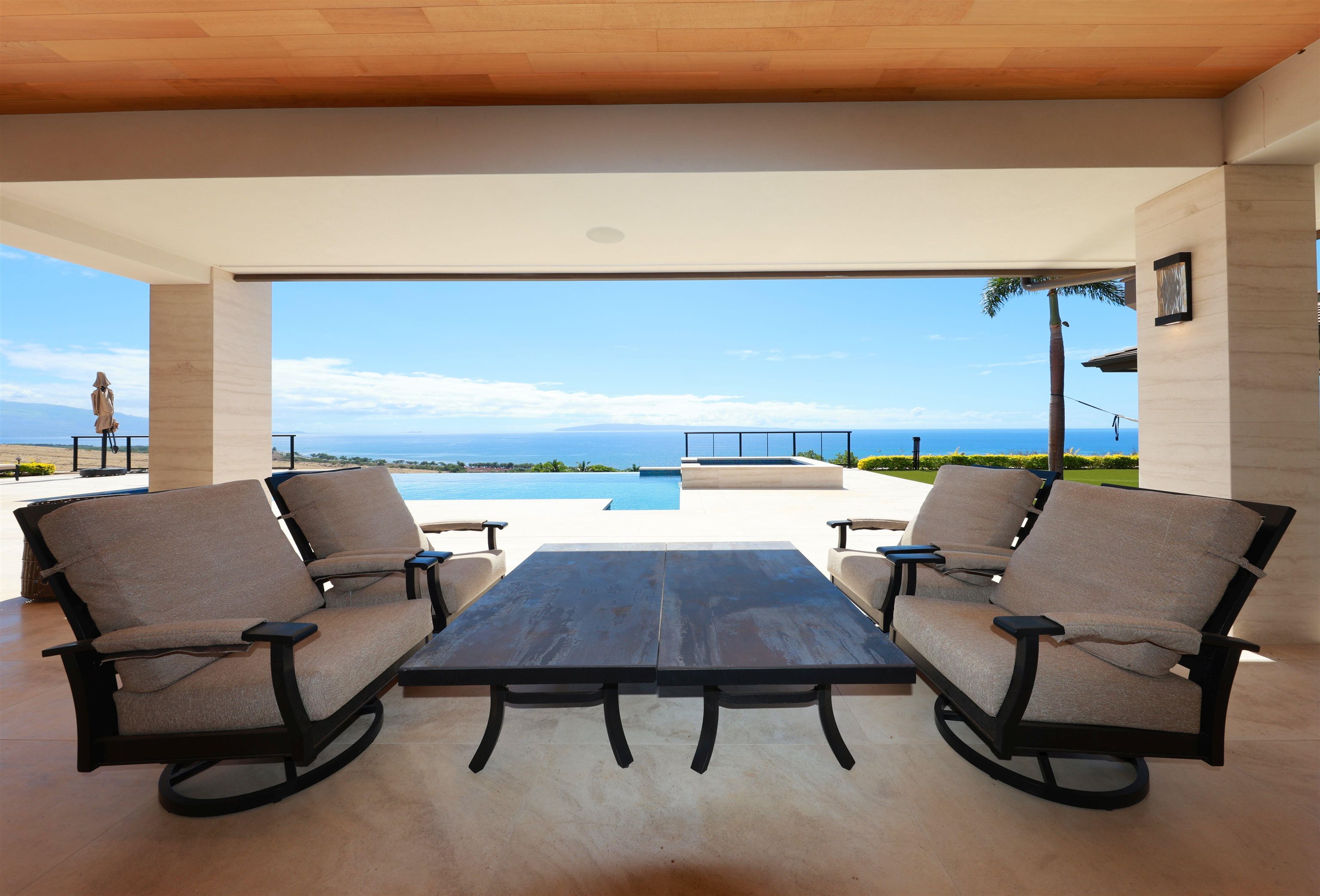 Lahaina, Hawaii, 96761, United States, 5 Bedrooms Bedrooms, ,6 BathroomsBathrooms,Residential,For Sale,1991051