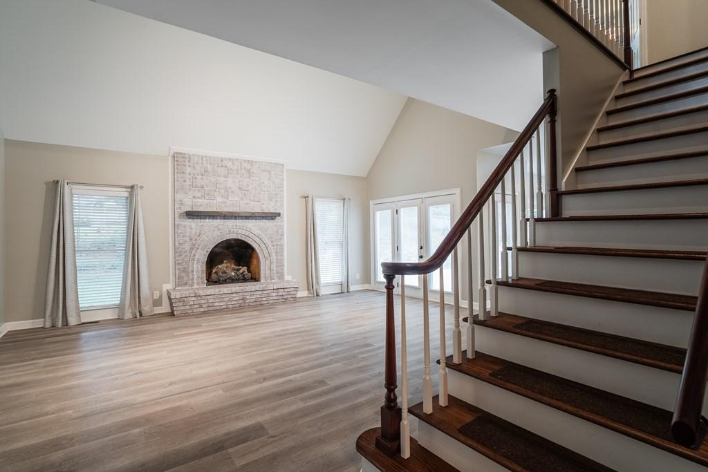 DALTON, Georgia, 30720, United States, 5 Bedrooms Bedrooms, ,4 BathroomsBathrooms,Residential,For Sale,1847169