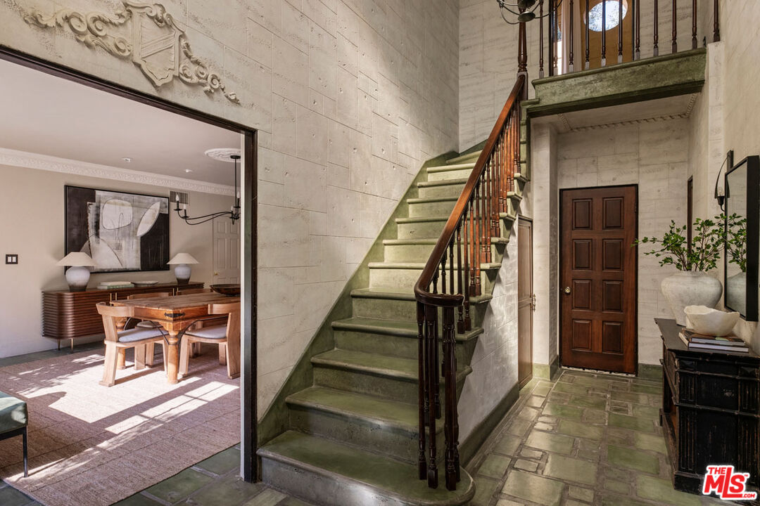 Los Angeles, California, 90065, United States, 5 Bedrooms Bedrooms, ,5 BathroomsBathrooms,Residential,For Sale,1987720