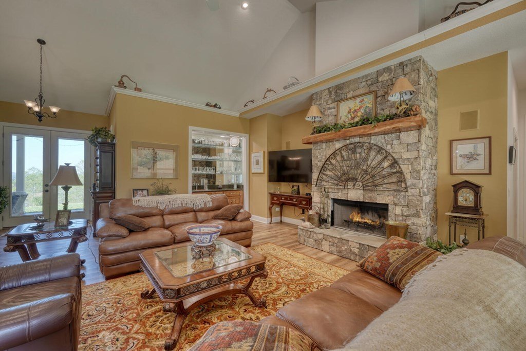 Hayesville, North Carolina, 29804, United States, 3 Bedrooms Bedrooms, ,3 BathroomsBathrooms,Residential,For Sale,1983718