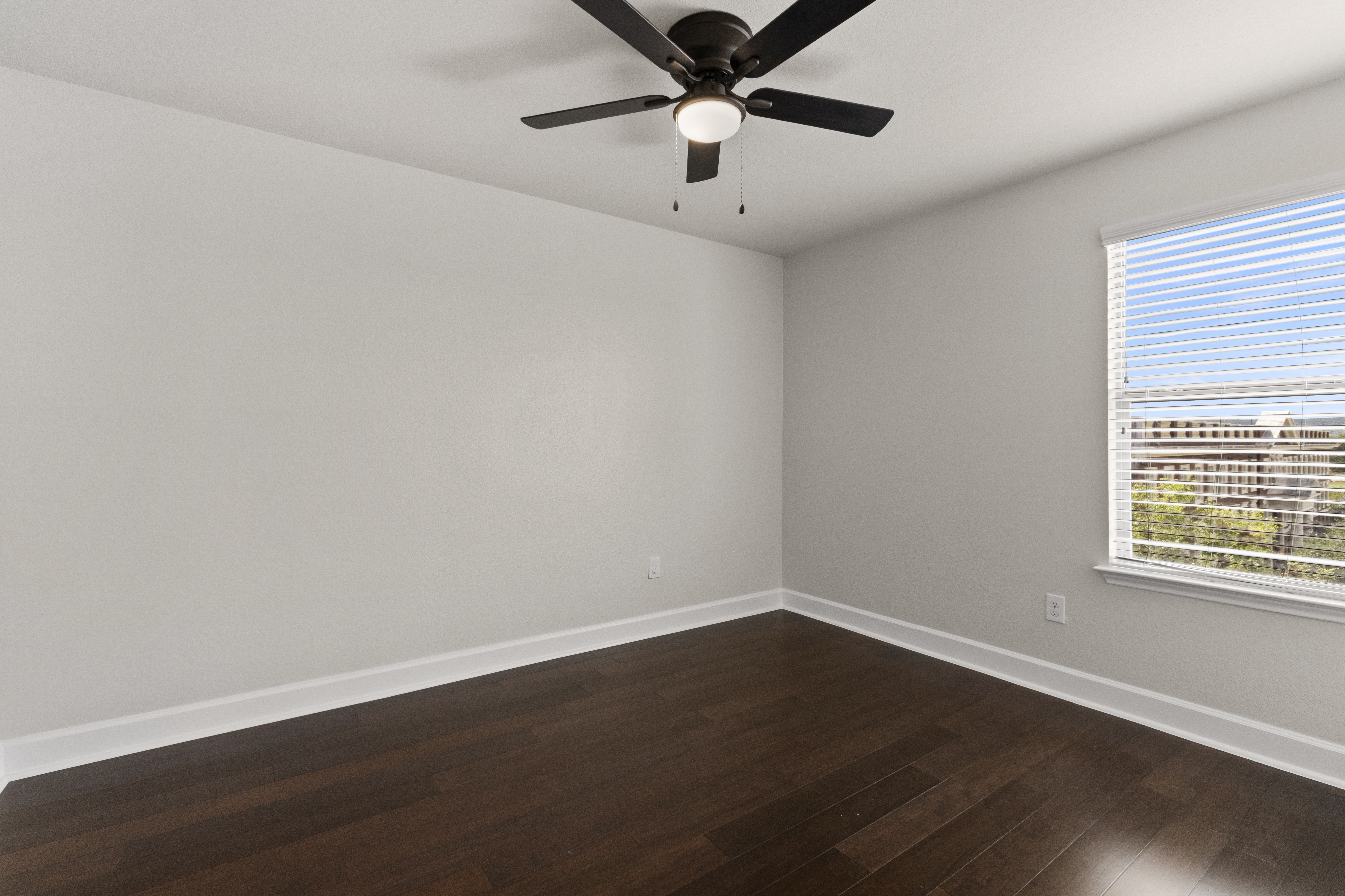  Expansive Luxury in the Heart of Presidio - 物件實景