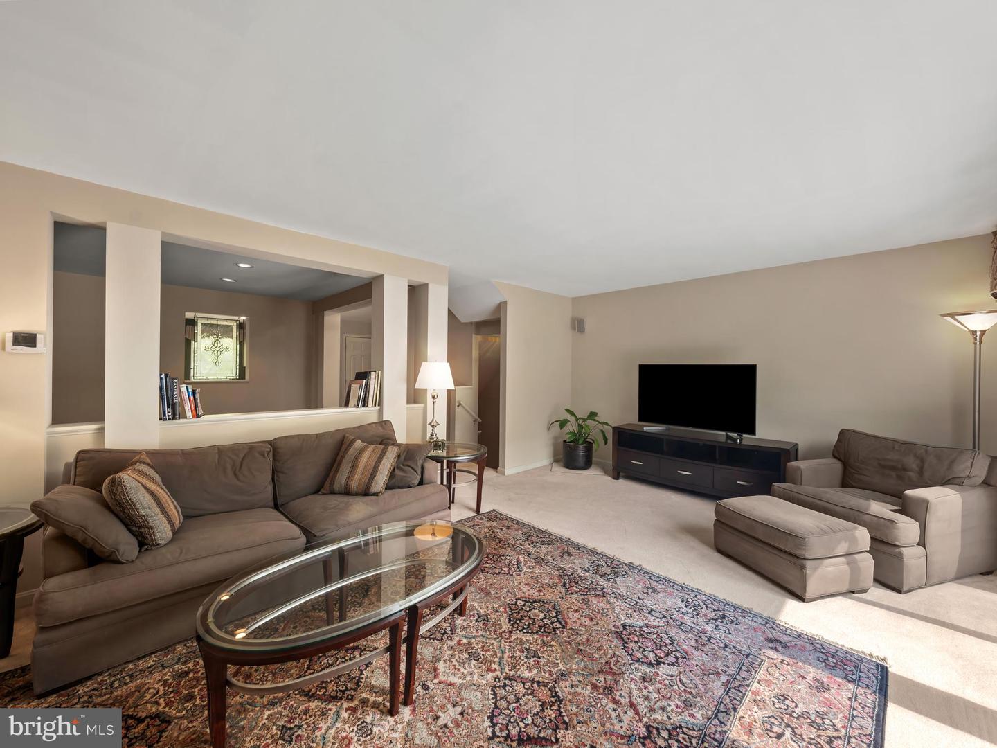 Reston, Virginia, 20190, United States, 3 Bedrooms Bedrooms, ,4 BathroomsBathrooms,Residential,For Sale,1901869