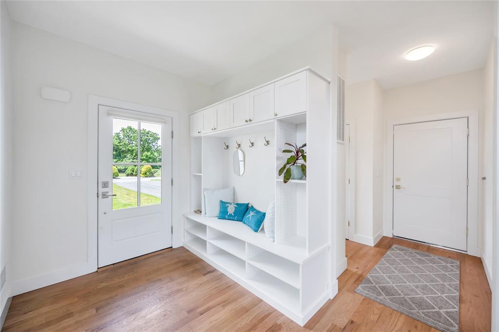 East Moriches, New York, 11940, United States, 4 Bedrooms Bedrooms, ,3 BathroomsBathrooms,Residential,For Sale,1901404