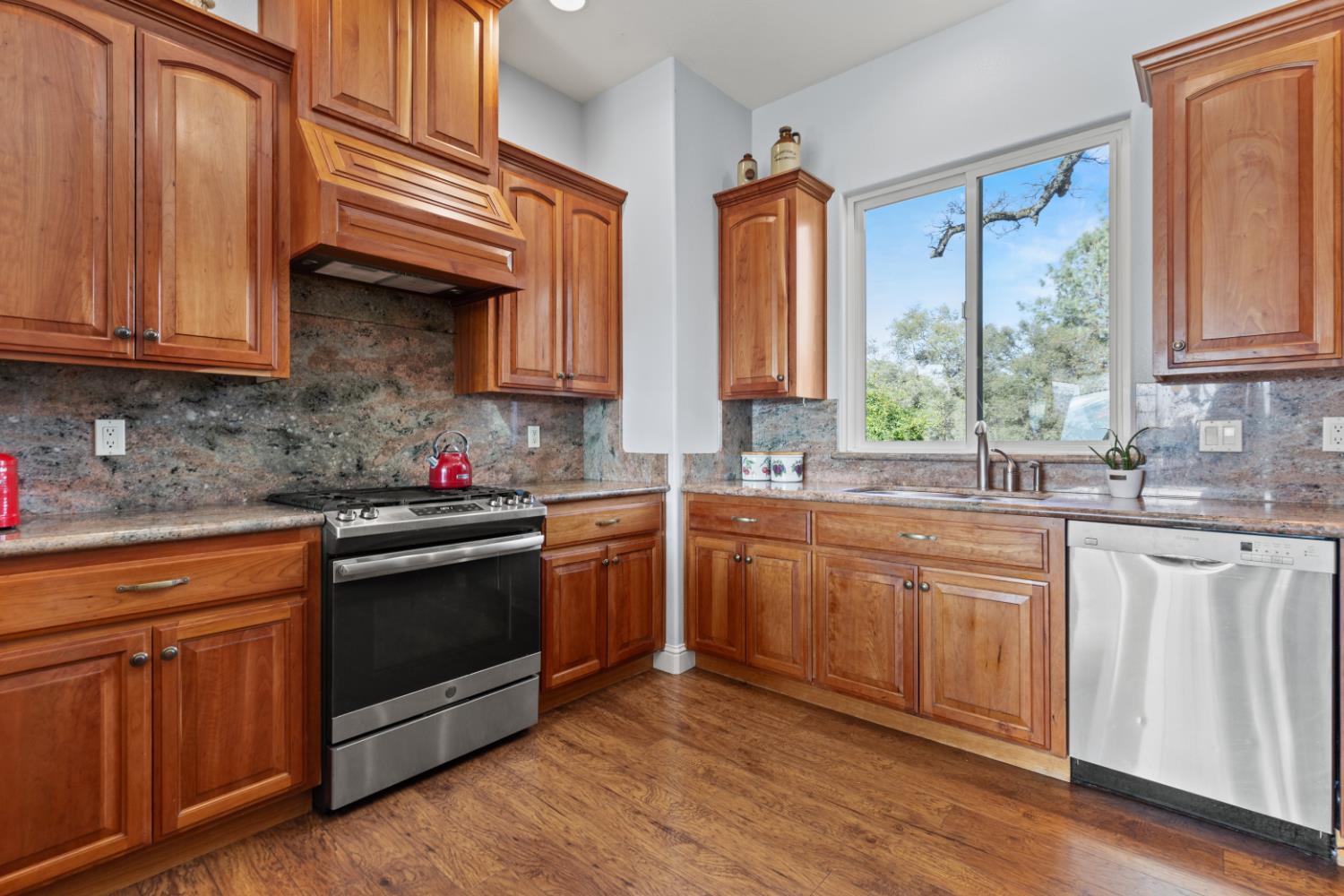 Lincoln, California, 95648, United States, 3 Bedrooms Bedrooms, ,3 BathroomsBathrooms,Residential,For Sale,2008573