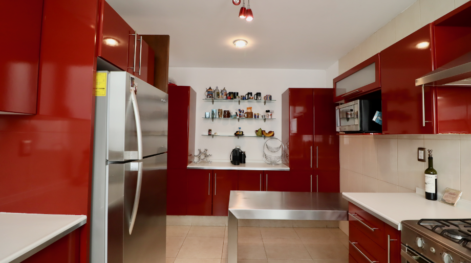 Morelia, Michoacán de Ocampo, 58350, Mexico, 3 Bedrooms Bedrooms, ,2 BathroomsBathrooms,Residential,For Sale,1994490