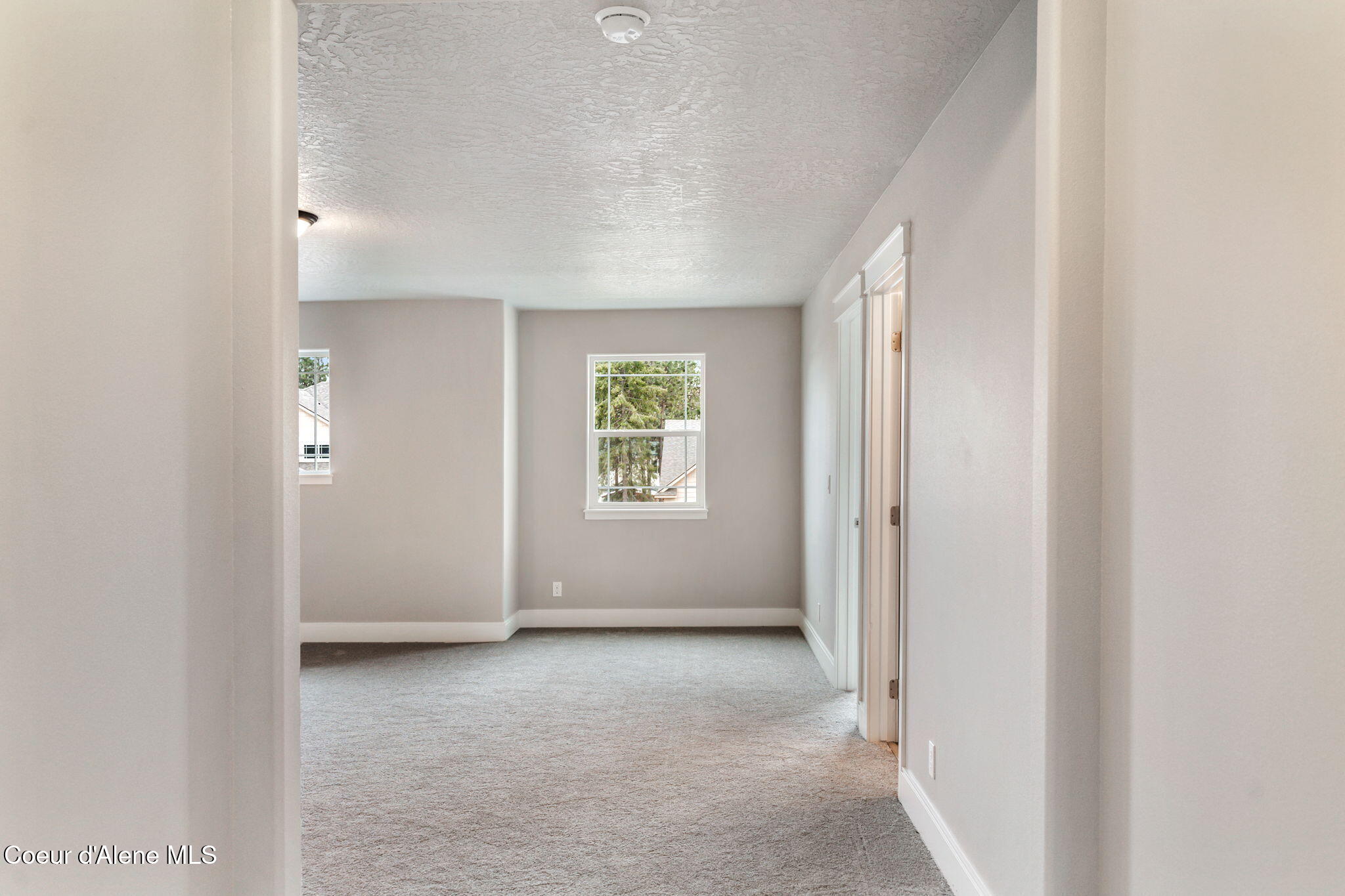 Rathdrum, Idaho, 83858, United States, 4 Bedrooms Bedrooms, ,1 BathroomBathrooms,Residential,For Sale,1998857