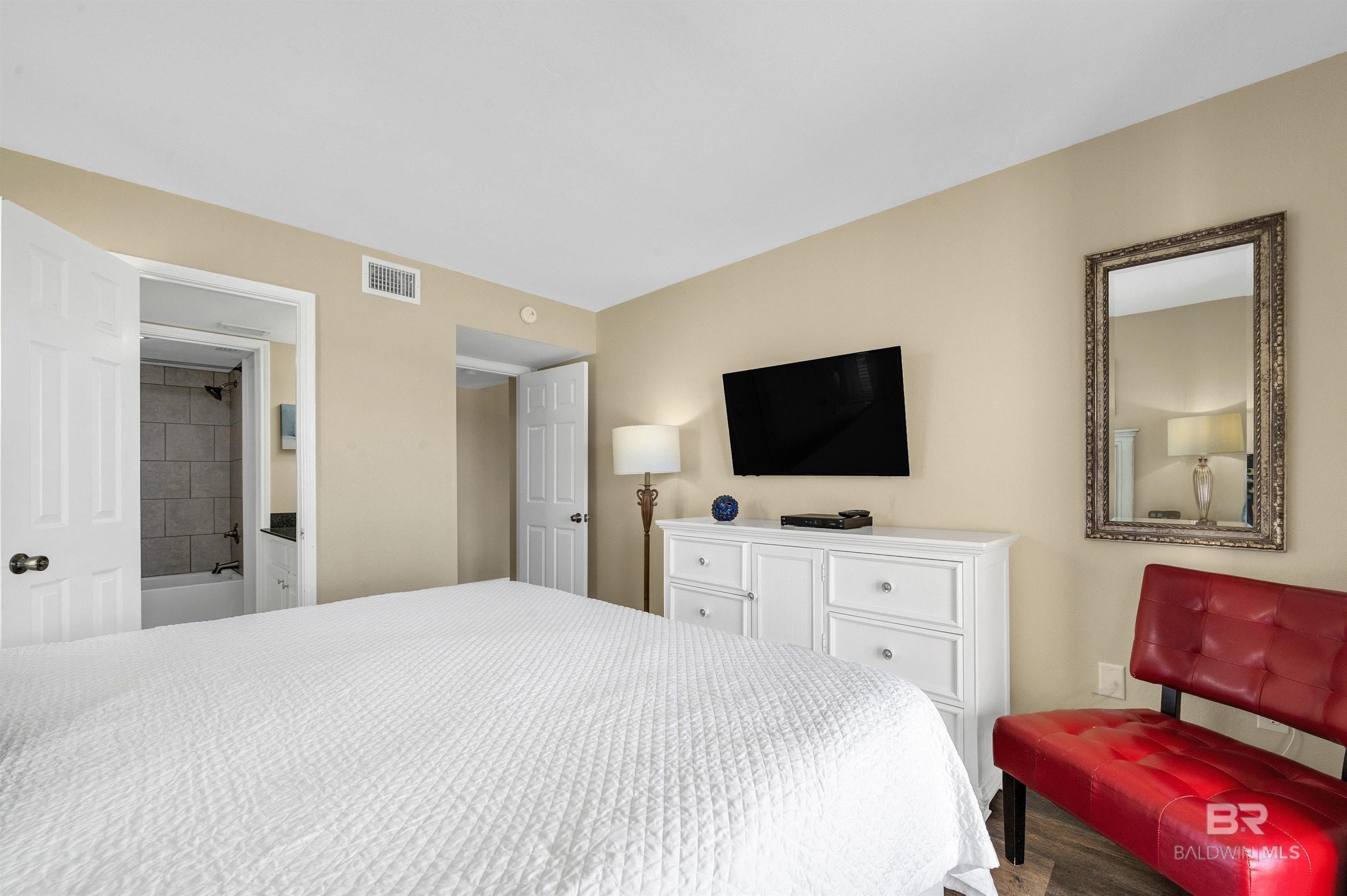 Gulf Shores, Alabama, 36542, United States, 3 Bedrooms Bedrooms, ,3 BathroomsBathrooms,Residential,For Sale,1935014
