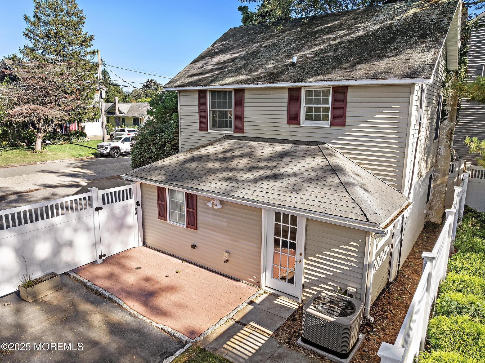 Brielle, New Jersey, 08730, United States, 2 Bedrooms Bedrooms, ,1 BathroomBathrooms,Residential,For Sale,1968993