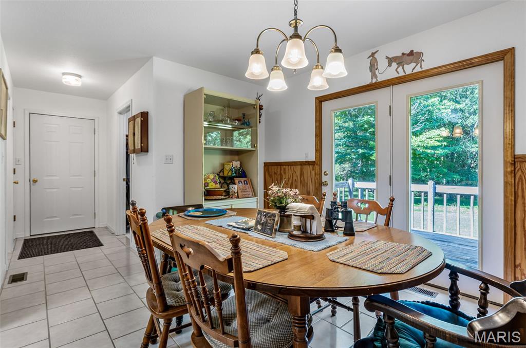 Bonne Terre, Missouri, 63628, United States, 4 Bedrooms Bedrooms, ,2 BathroomsBathrooms,Residential,For Sale,1942217