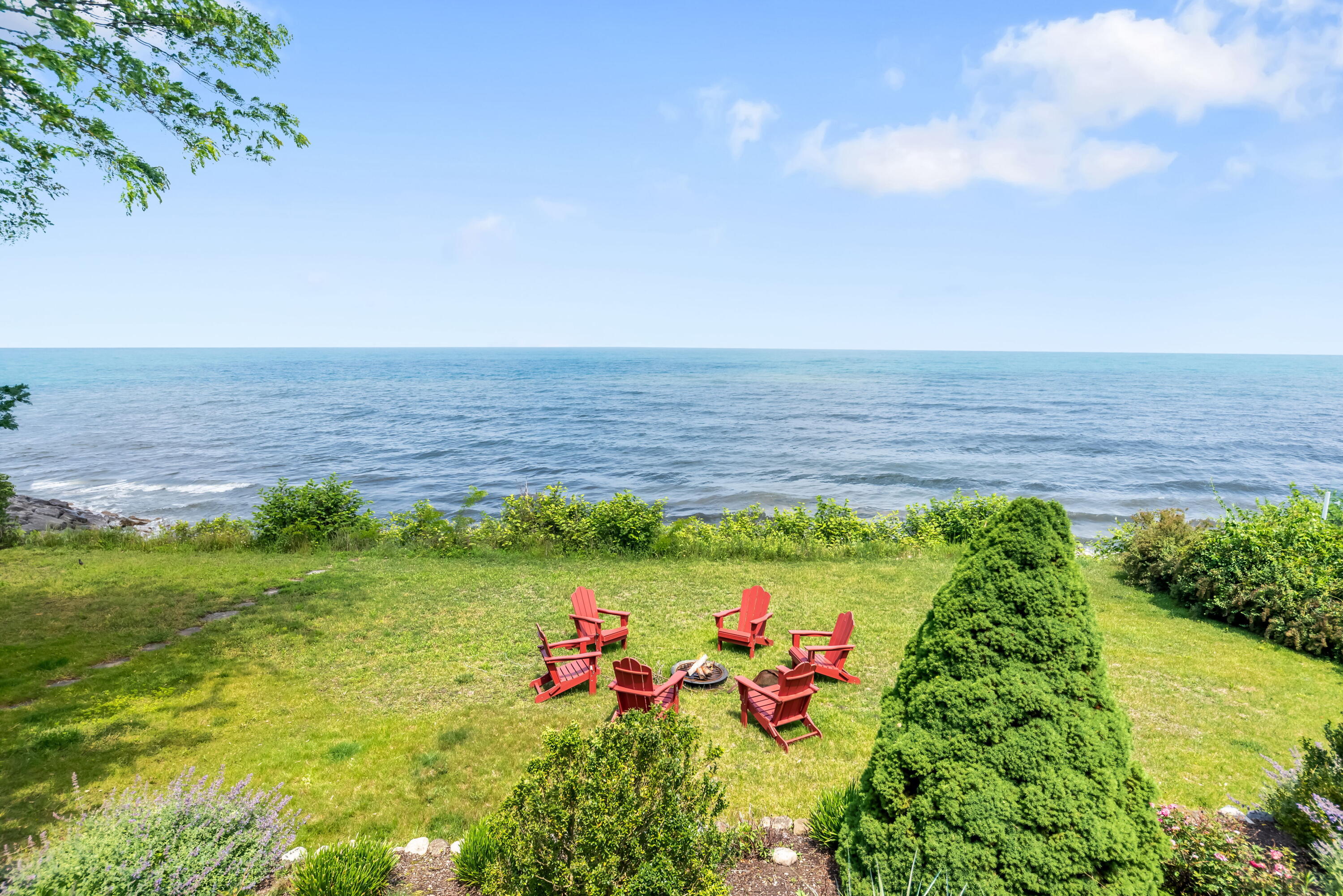 New Buffalo, Michigan, 49117, United States, 3 Bedrooms Bedrooms, ,2 BathroomsBathrooms,Residential,For Sale,1901107