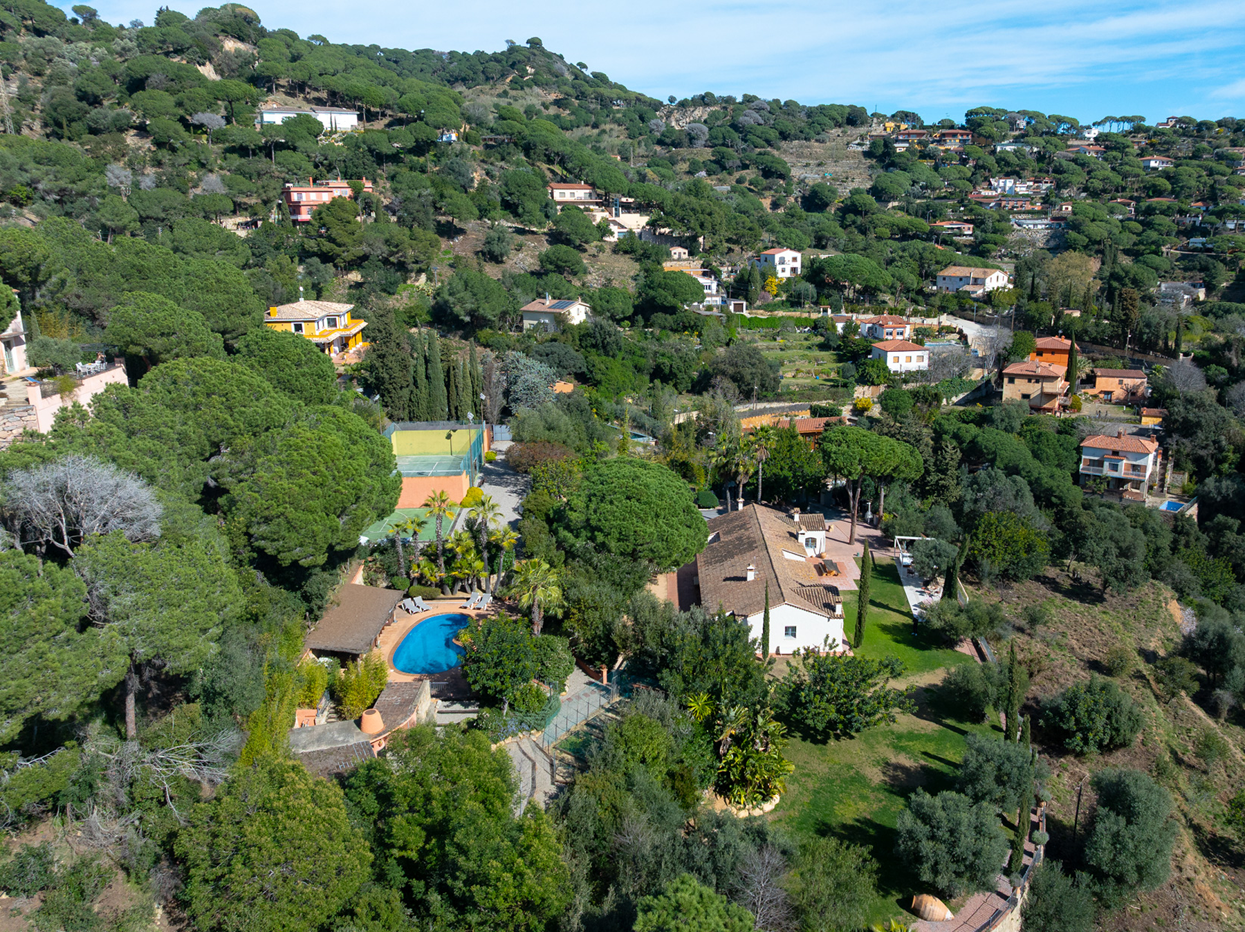  Exceptional house, with sea views and large plot, in Cabrera de Mar - 物件實景