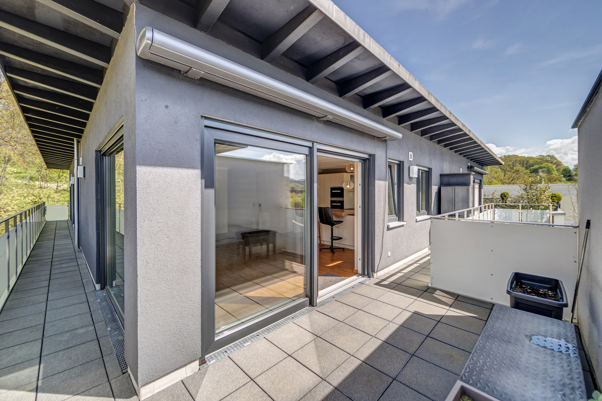  Modern penthouse in sought-after residential area - 物件實景