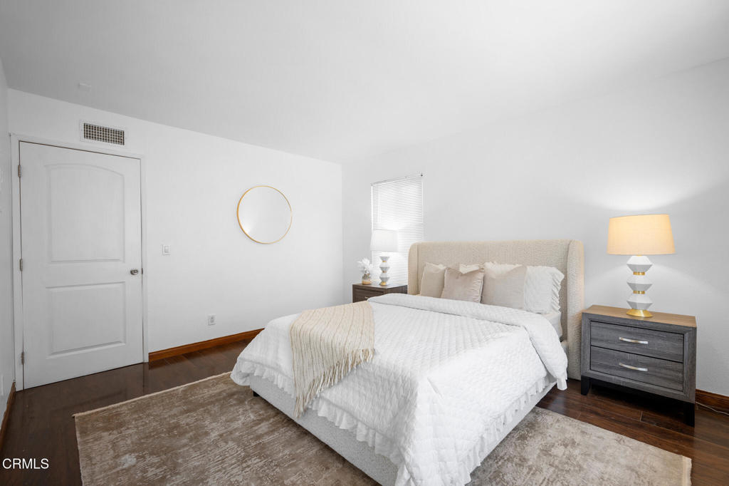 Los Angeles, California, 90042, United States, 2 Bedrooms Bedrooms, ,2 BathroomsBathrooms,Residential,For Sale,1856042