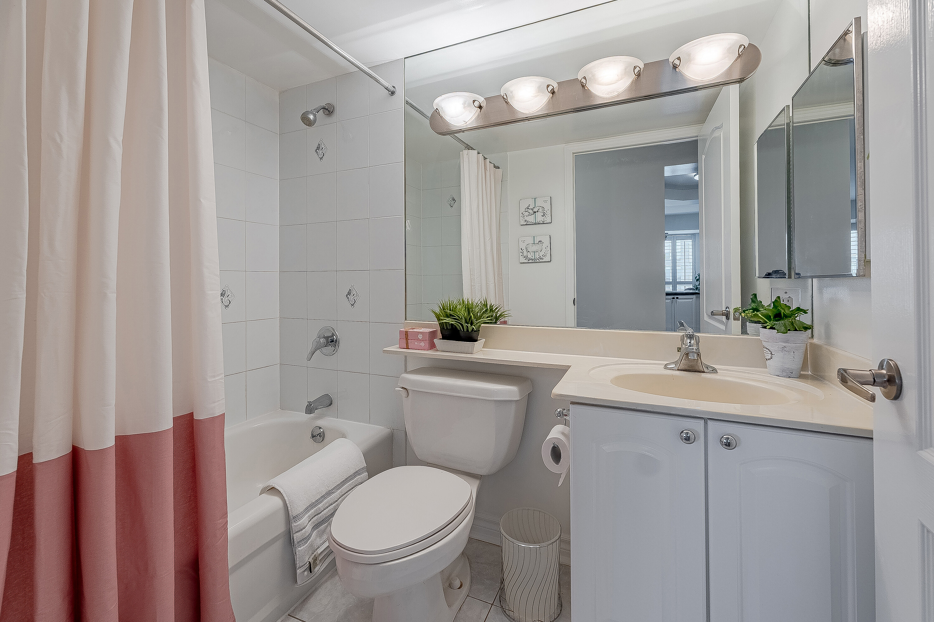  Beautifully Refreshed Condo - 物件實景