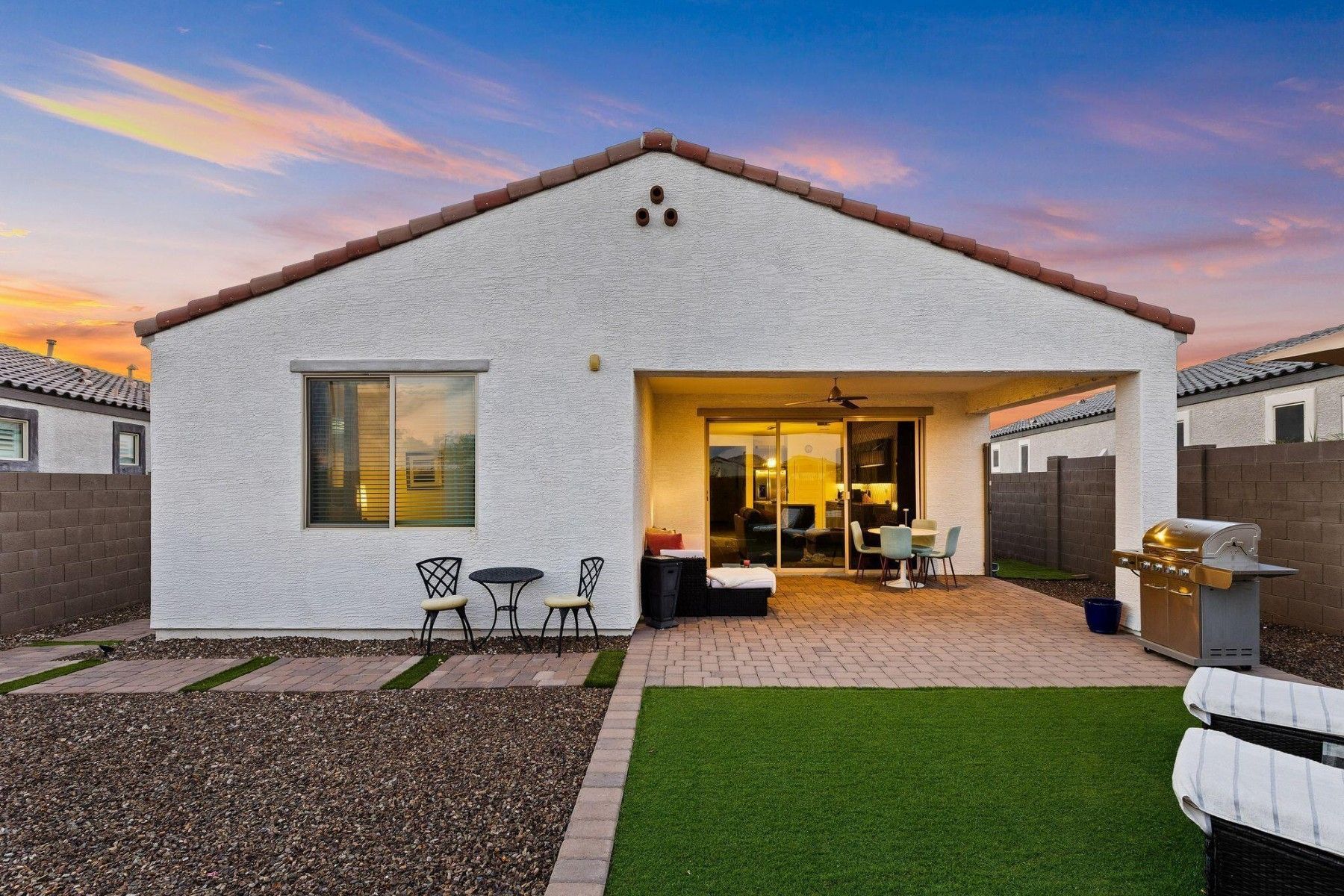  18039 W Amber Ridge Way  Goodyear, AZ - 物件實景