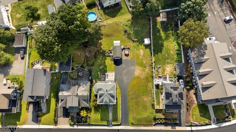 Rockaway, New Jersey, 07866-3406, United States, 3 Bedrooms Bedrooms, ,3 BathroomsBathrooms,Residential,For Sale,1976653