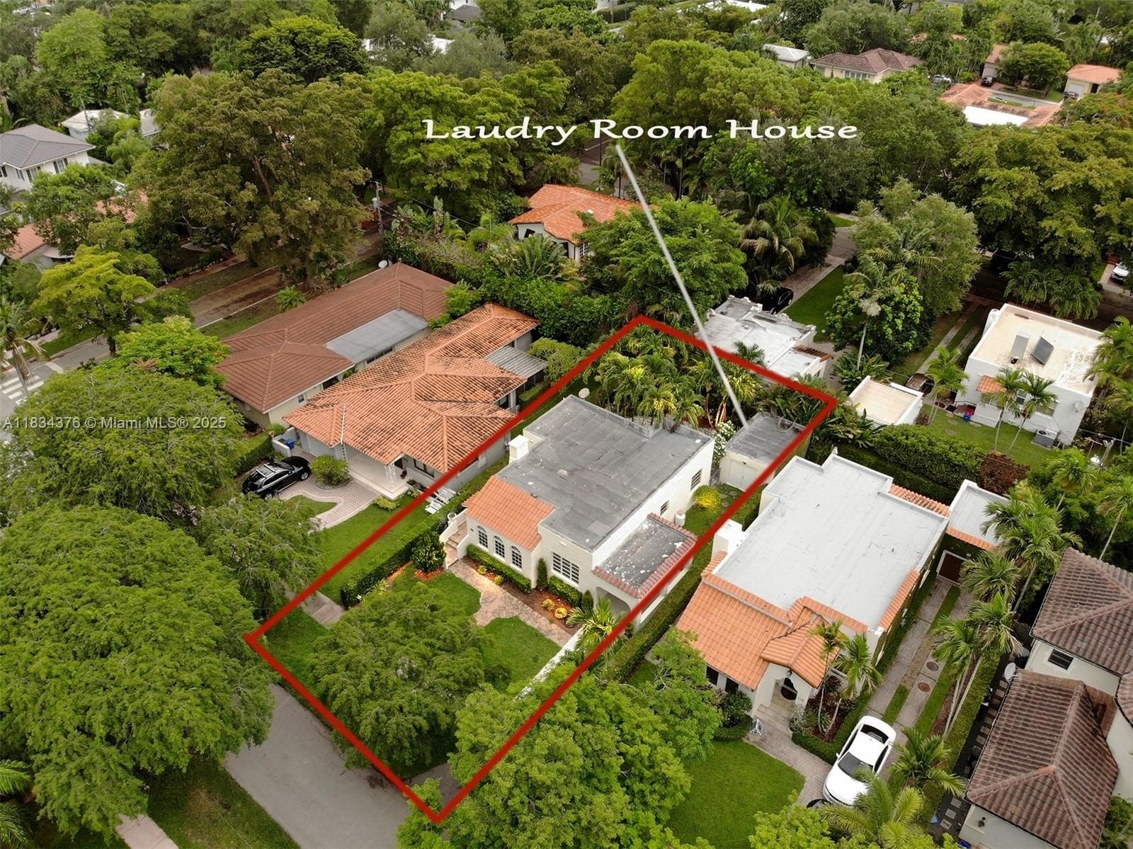 Coral Gables, Florida, 33134, United States, 2 Bedrooms Bedrooms, ,2 BathroomsBathrooms,Residential,For Sale,1989880