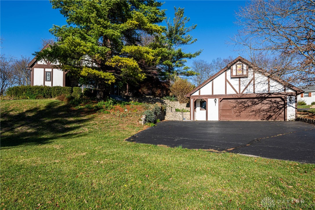 West Milton, Ohio, 45383, United States, 3 Bedrooms Bedrooms, ,3 BathroomsBathrooms,Residential,For Sale,1997225