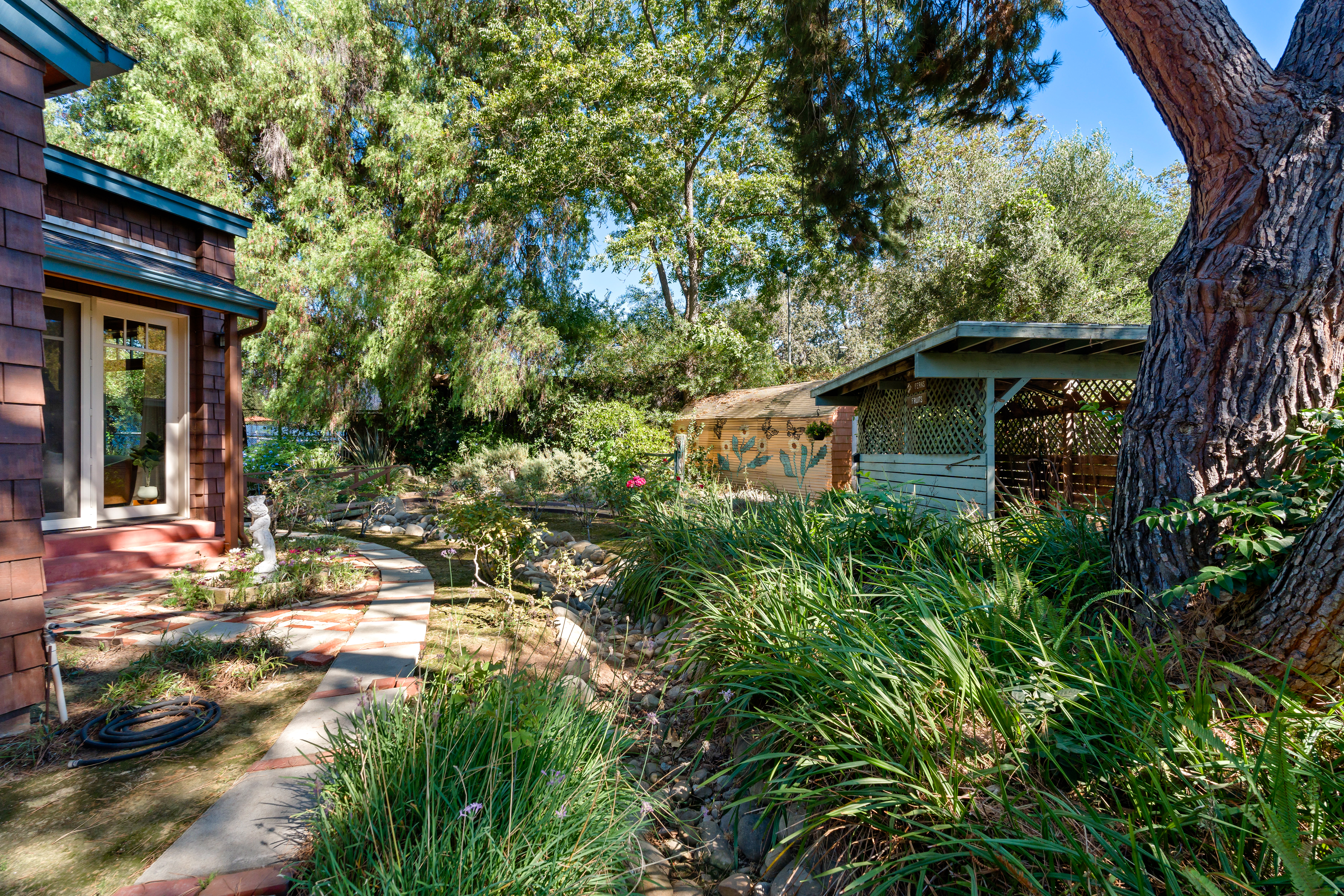  402 South Montgomery Street, Ojai, CA 93023 - 物件實景