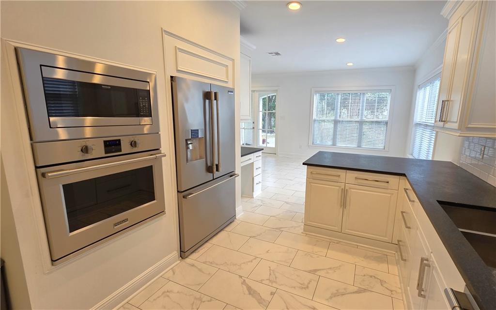 New Orleans, Louisiana, 70131, United States, 4 Bedrooms Bedrooms, ,3 BathroomsBathrooms,Residential,For Sale,1992902