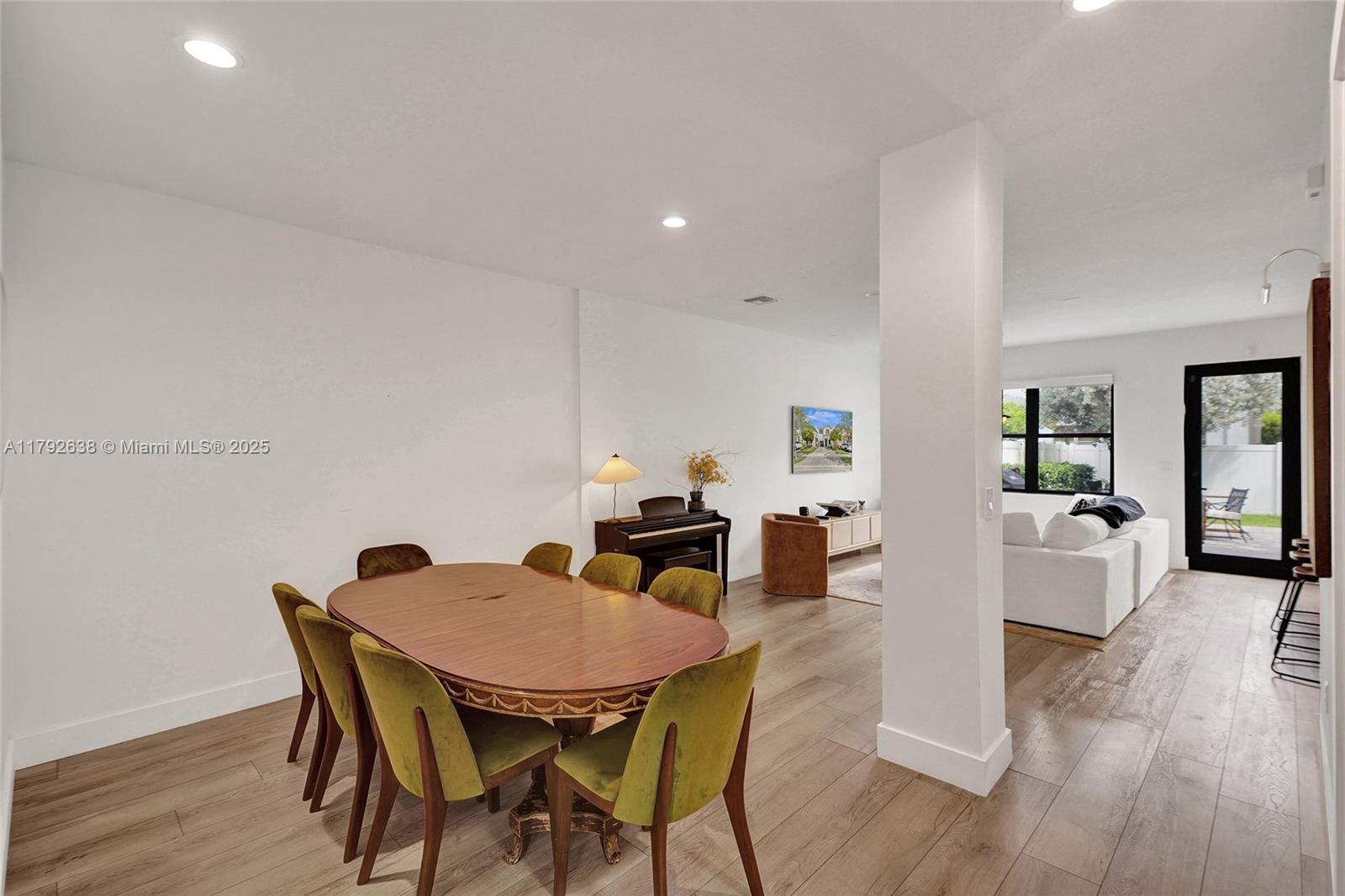 Miami, Florida, 33179, United States, 3 Bedrooms Bedrooms, ,3 BathroomsBathrooms,Residential,For Sale,1787670