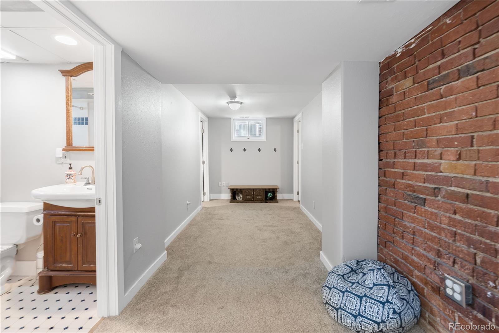 Denver, Colorado, 80211, United States, 3 Bedrooms Bedrooms, ,1 BathroomBathrooms,Residential,For Sale,1896112