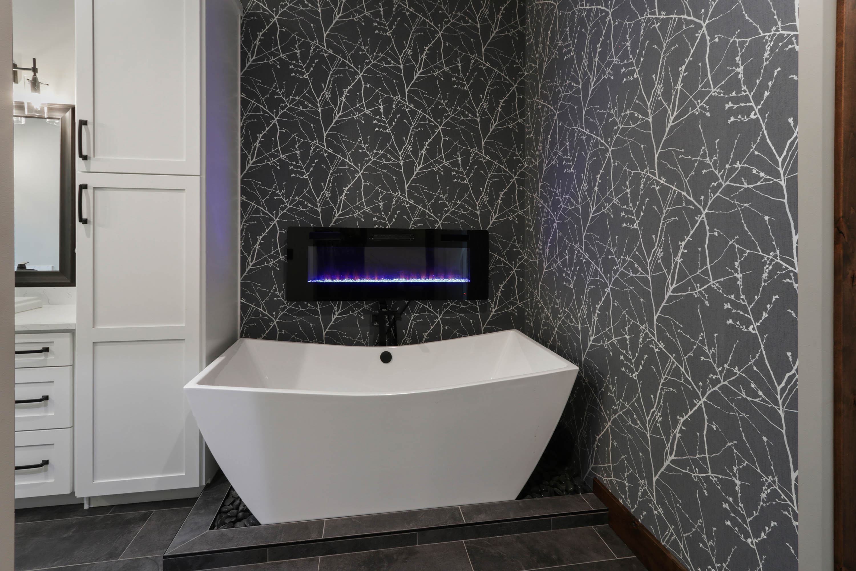 Sandpoint, Idaho, 83864, United States, 6 Bedrooms Bedrooms, ,8 BathroomsBathrooms,Residential,For Sale,1975419