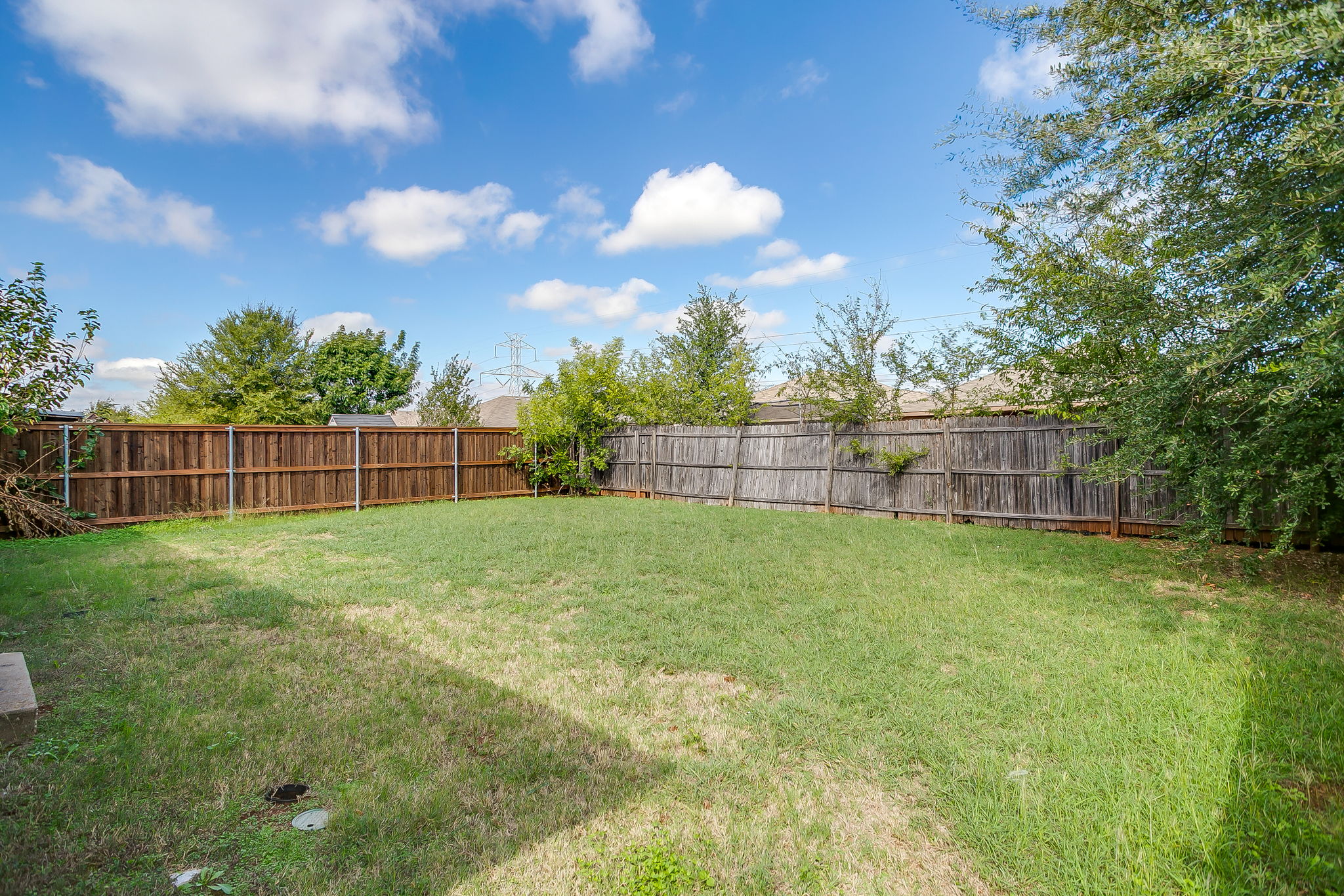  637 Brooks Street, Crowley, TX, 76036 - 物件實景