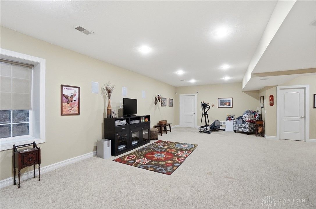 Troy, Ohio, 45373, United States, 4 Bedrooms Bedrooms, ,3 BathroomsBathrooms,Residential,For Sale,2002244