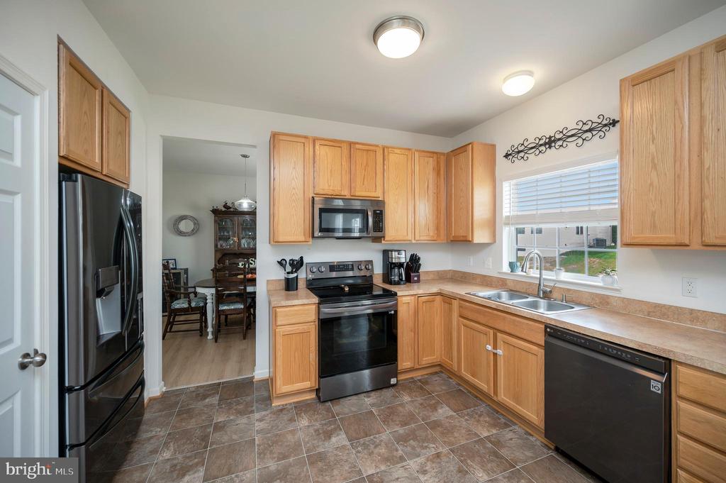 Fredericksburg, Virginia, 22407, United States, 4 Bedrooms Bedrooms, ,4 BathroomsBathrooms,Residential,For Sale,2049321