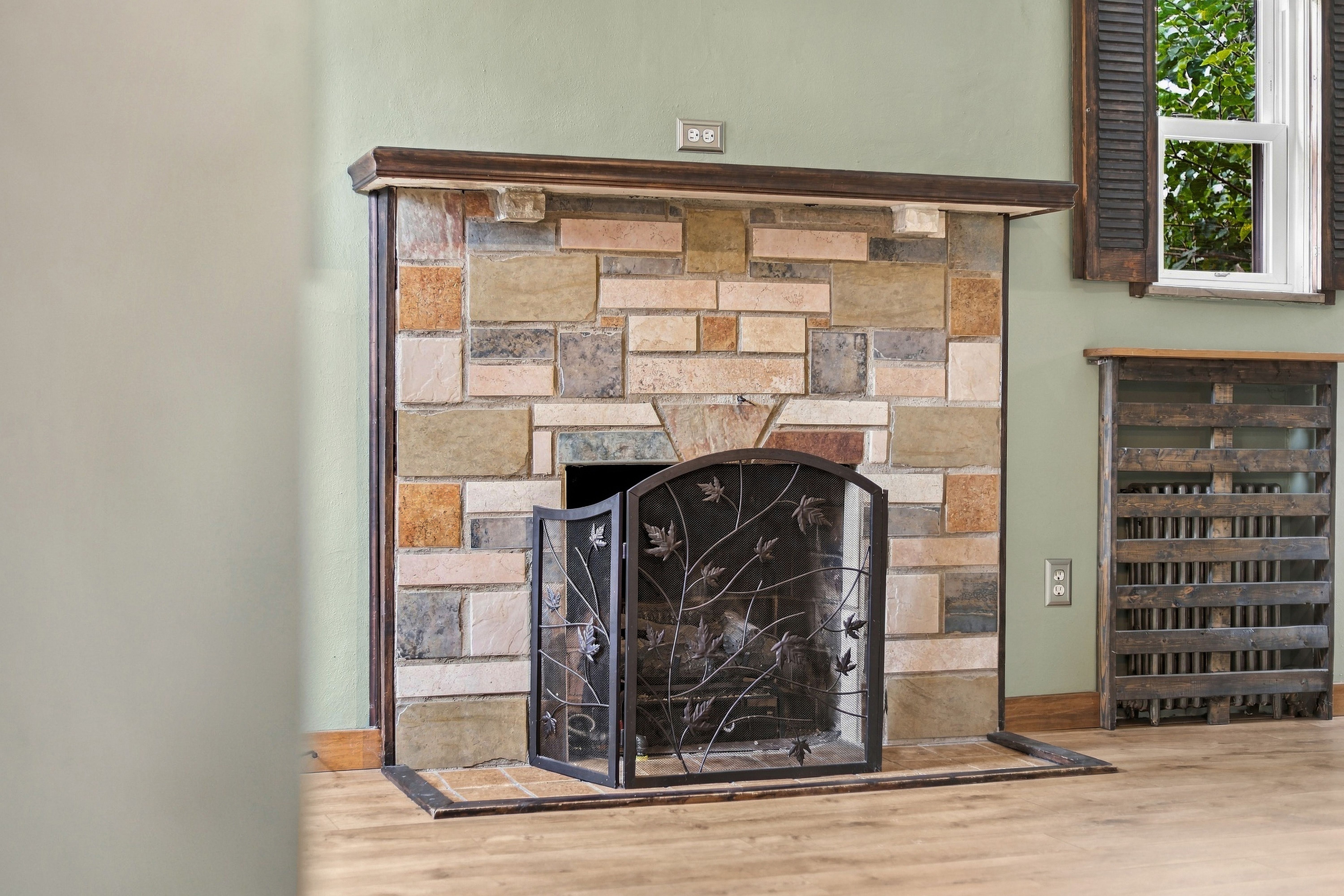  715 Maple Street, West Mifflin, PA 15122 - 物件實景