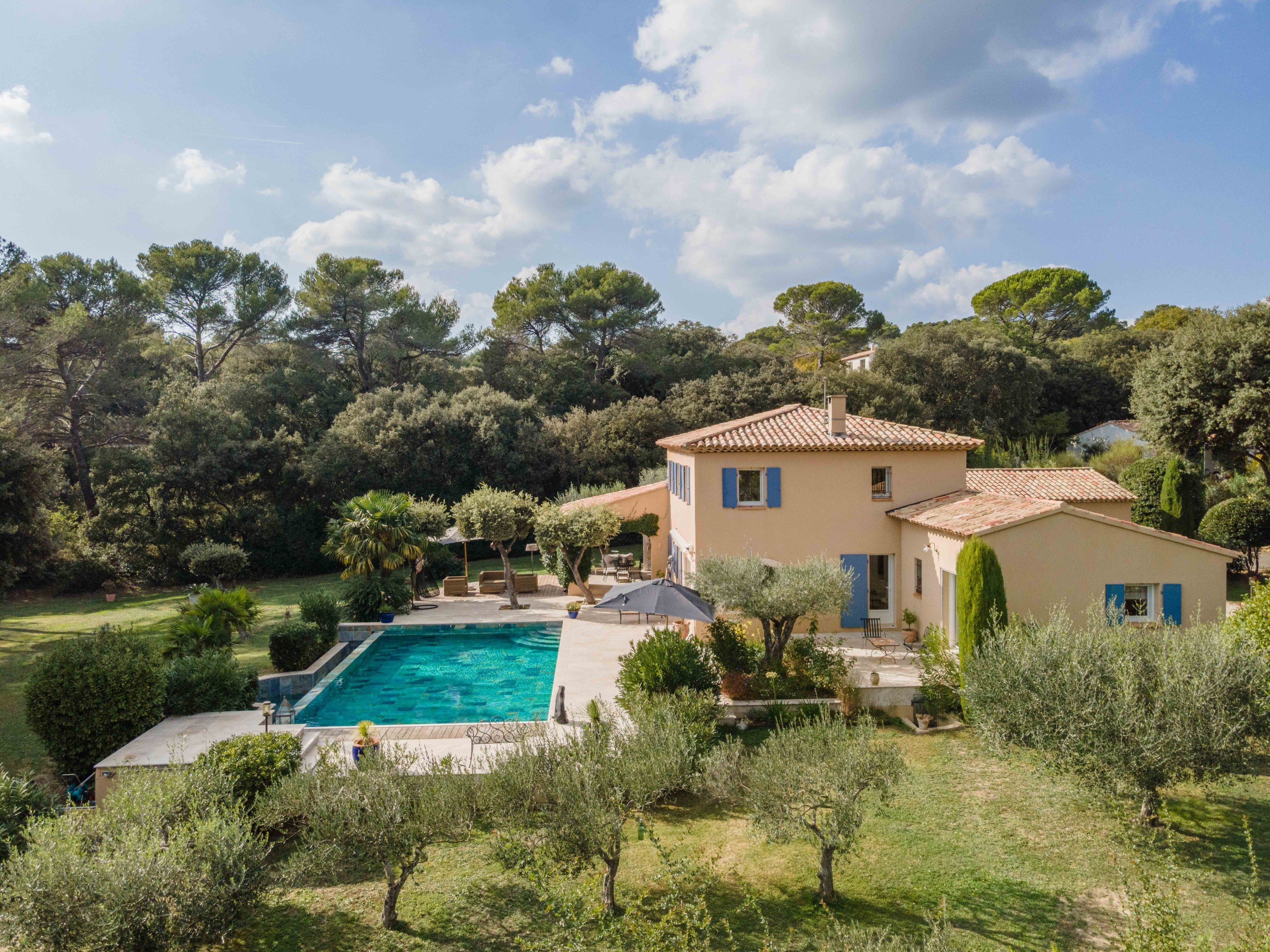  Modern Provençal house with an exceptional view of Sainte-Victoire - 物件實景
